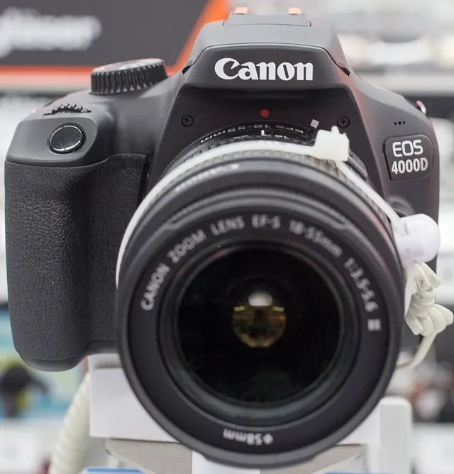 Canon EOS 4000D
