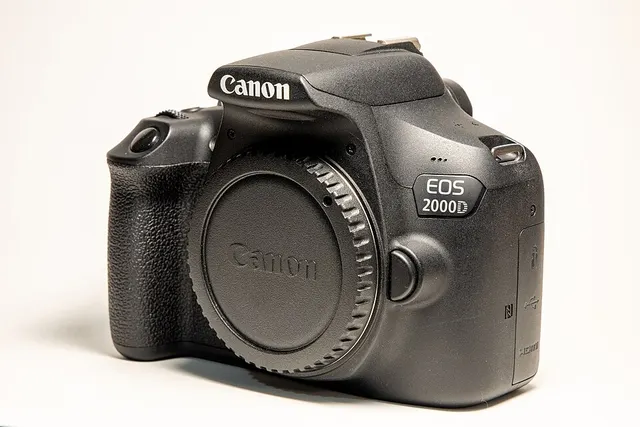 Canon EOS Rebel T7