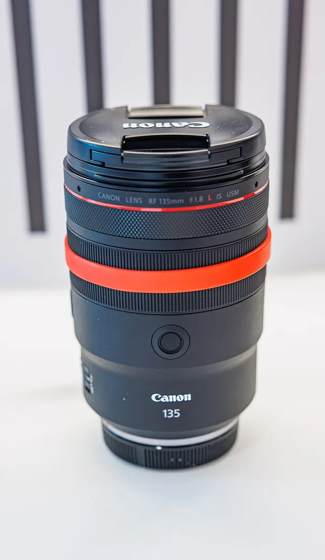 Canon RF 135mm F1.8L IS USM