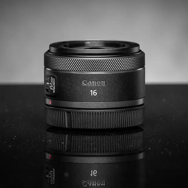 Canon RF 16mm F2.8 STM