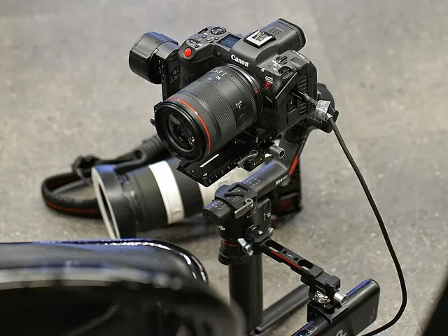 Canon RF 50mm F1.4L VCM