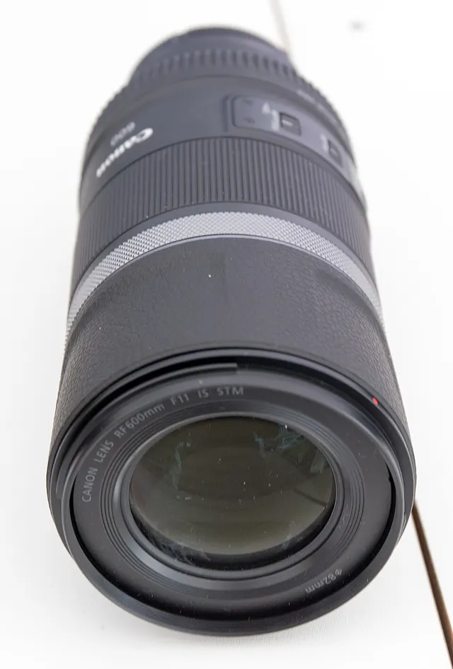 Canon RF 600mm F11 IS STM