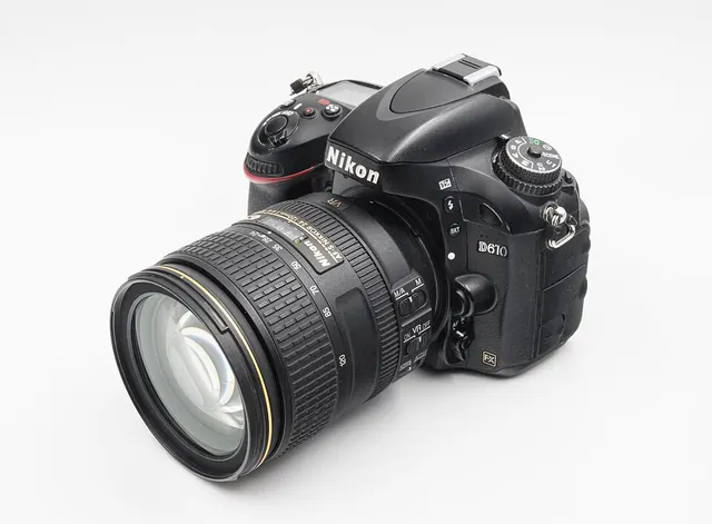 Nikon D610