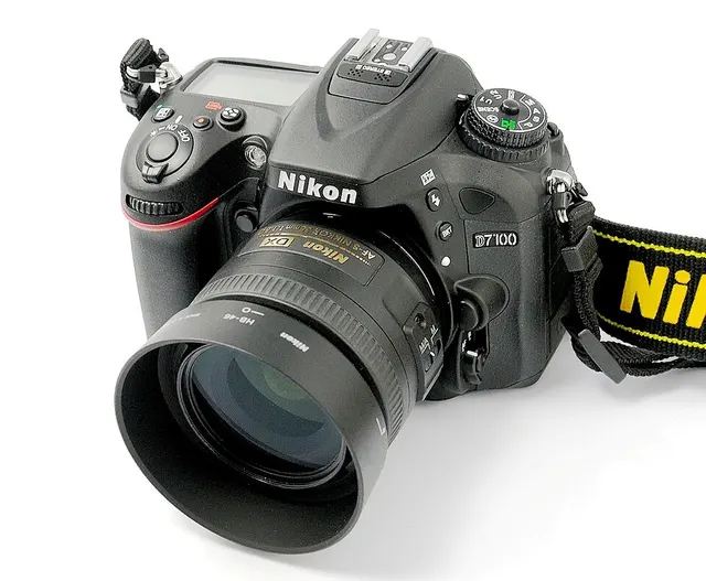 Nikon D7100