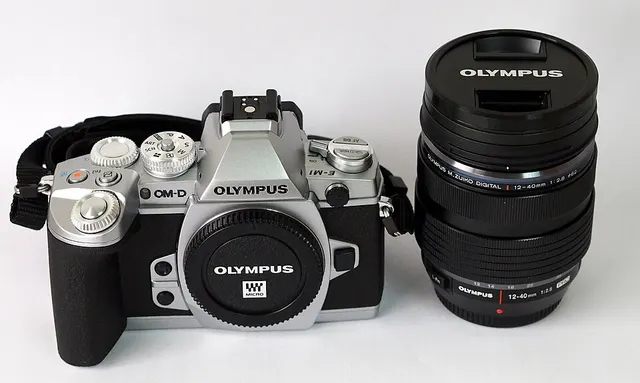 Olympus OM-D E-M1