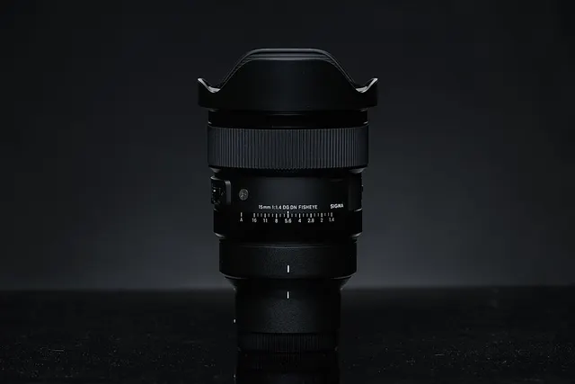 Sigma 15mm F1.4 DG DN Diagonal Fisheye | Art
