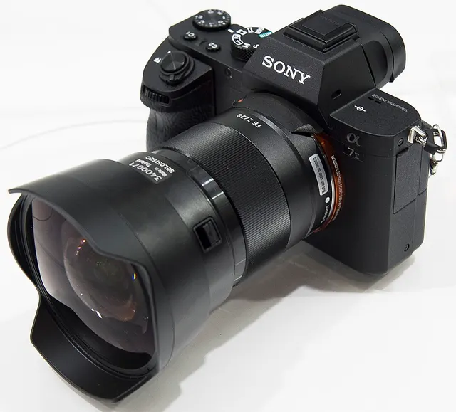 Sony α7 II