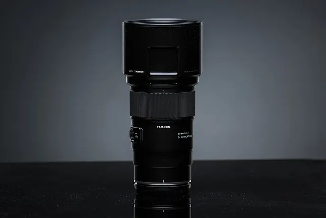 Tamron 90mm F/2.8 Di III MACRO VXD